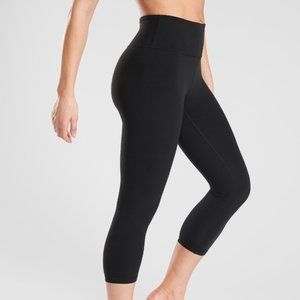Athleta powervita 3/4 leggings !!